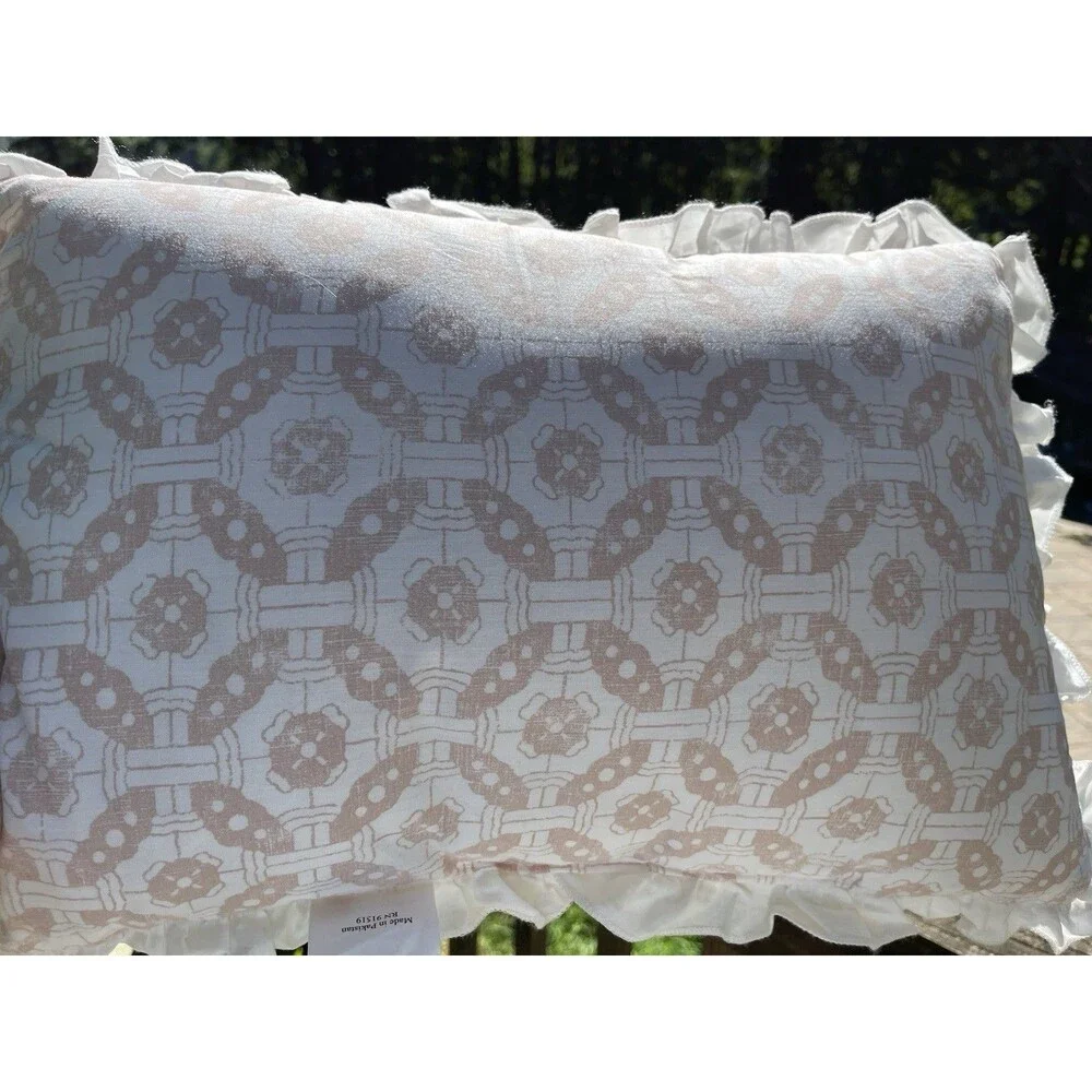 Madison Park Decorative Accent Pillow Beige / White Geometric Ruffle